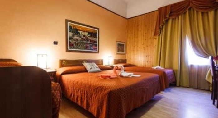 Hotel Savoy Edelweiss, Sestriere ski chalet, image 5